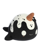 Load image into Gallery viewer, Nomwhal Cookies and Cream Plush 12.5&quot;

